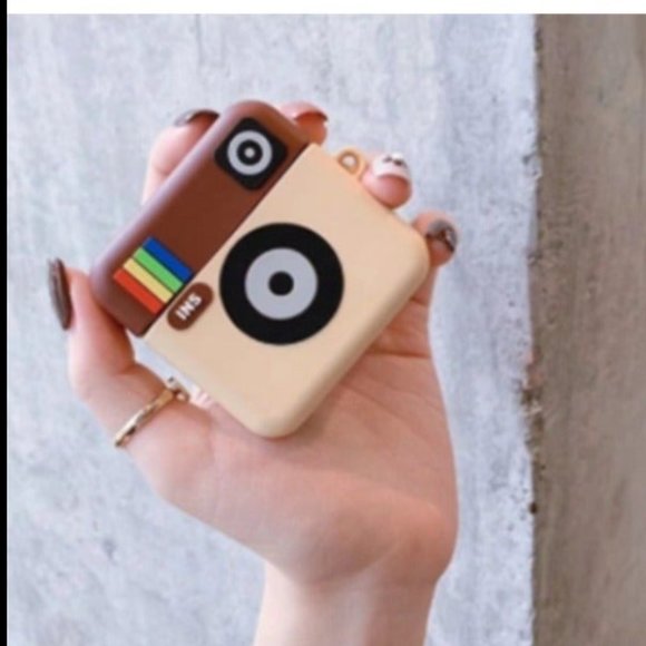 AIRPODS PRO APPLE IG INSTAGRAM CAMERA CASE - Picture 1 of 1